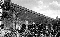 Barciany - Wschodznie skrzydo zamku na zdjciu z 1932 roku