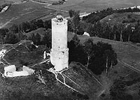 Ia - Ruiny zamku w Iy na zdjciu lotniczym z okresu midzywojennego